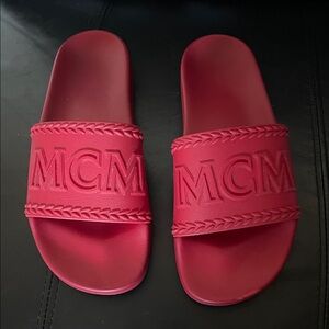 MCM red slides